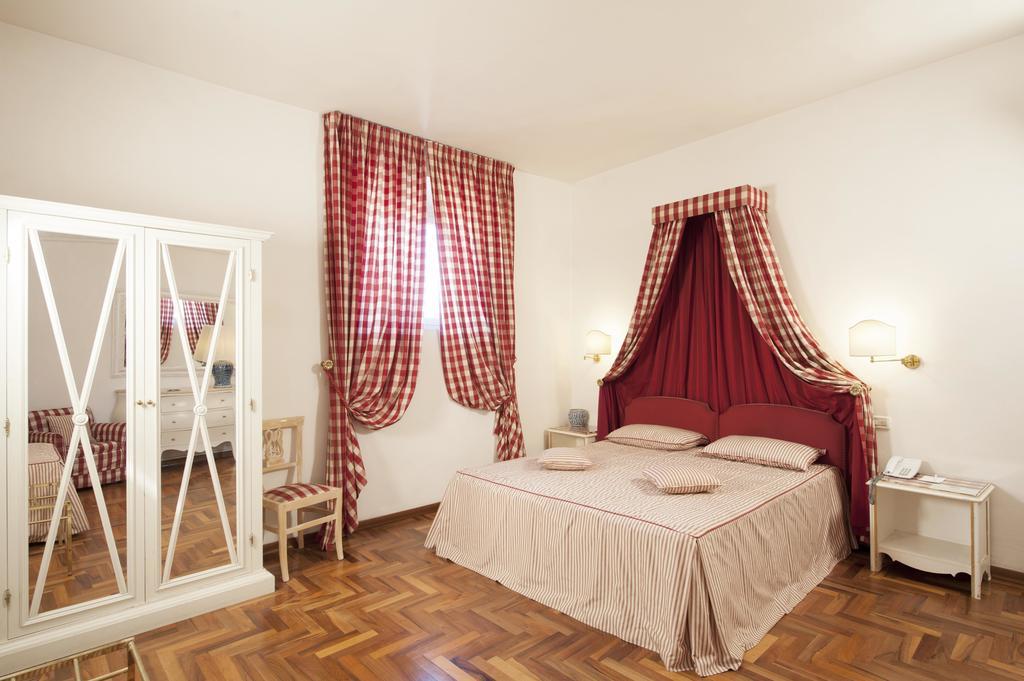 Apartamento Palazzo Ruspoli Florencia Exterior foto