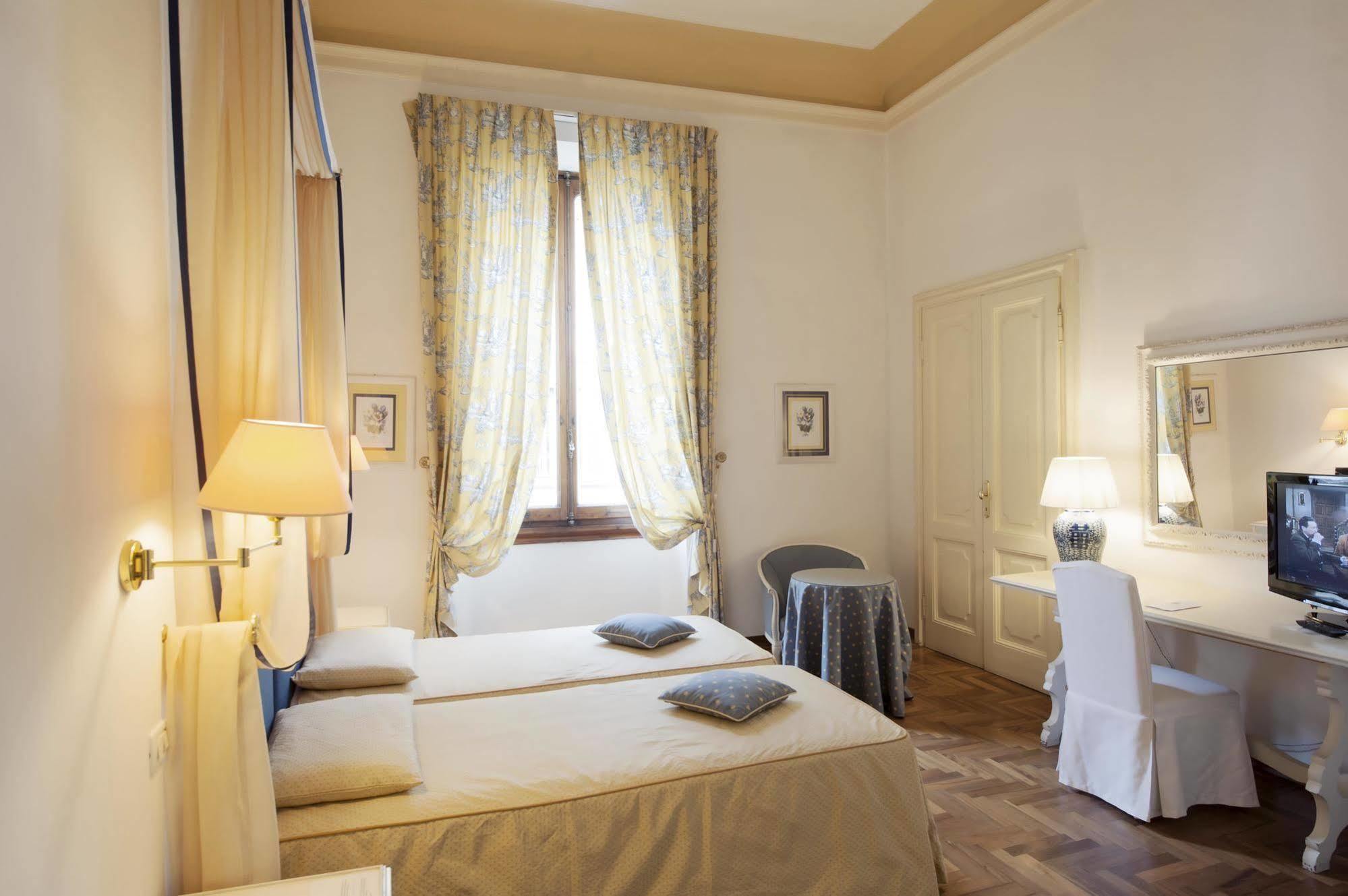 Apartamento Palazzo Ruspoli Florencia Exterior foto